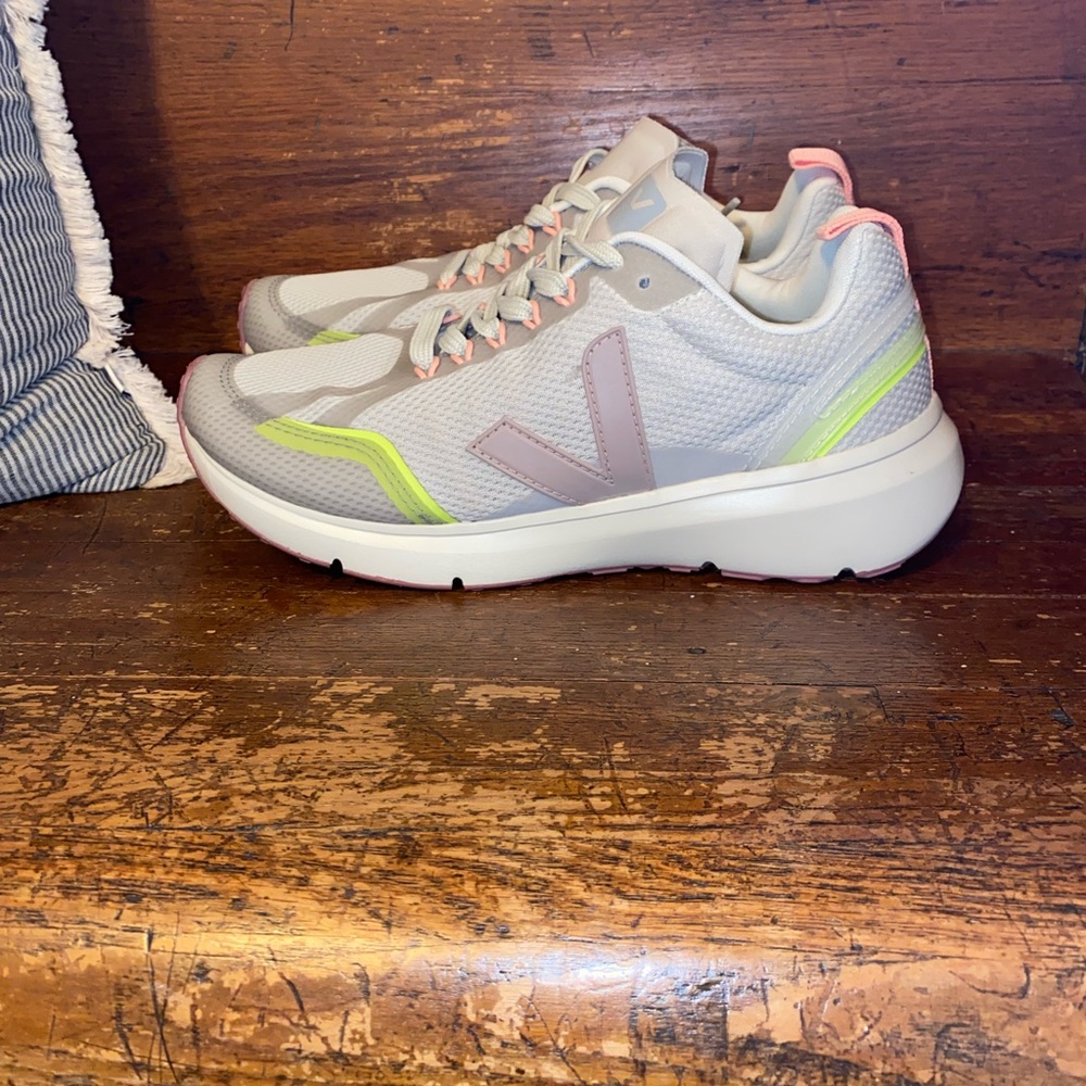 Veja Condor 2 Running Sneakers